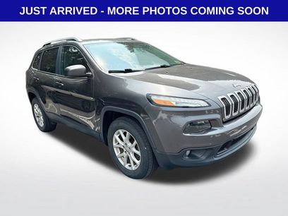 Used 2016 Jeep Cherokee Latitude w/ Cold Weather Group