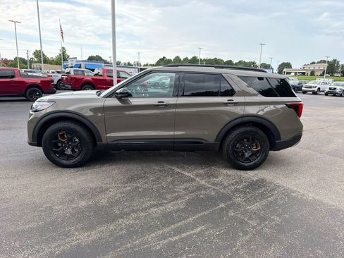 New 2026 Ford Explorer Tremor AWD/4WD image 6