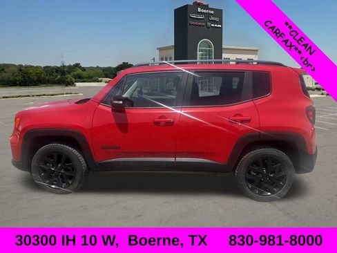 Used 2023 Jeep Renegade Altitude w/ Sun/Sound Group AWD/4WD image 1