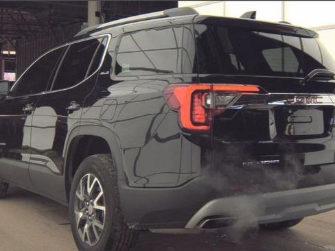 Used 2023 GMC Acadia SLE w/ Driver Convenience Package image 8