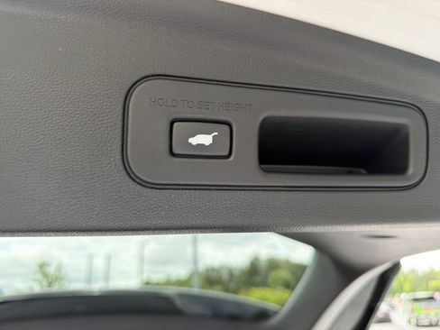 Used 2023 Acura MDX SH-AWD image 20