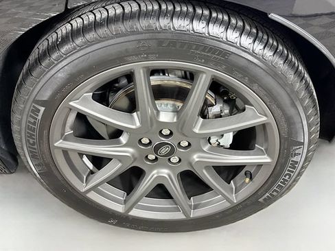 Certified 2023 Land Rover Range Rover Velar R-Dynamic S AWD/4WD image 33