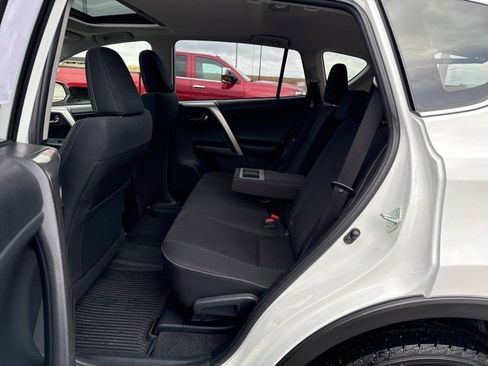 Used 2018 Toyota RAV4 XLE image 16