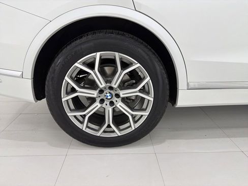 Certified 2024 BMW X7 xDrive40i w/ Premium Package image 48