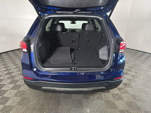 Used 2022 Chevrolet Equinox Premier AWD/4WD image 32