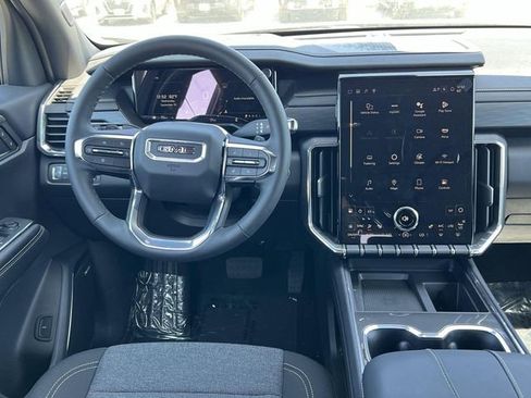 New 2025 GMC Acadia Elevation image 11