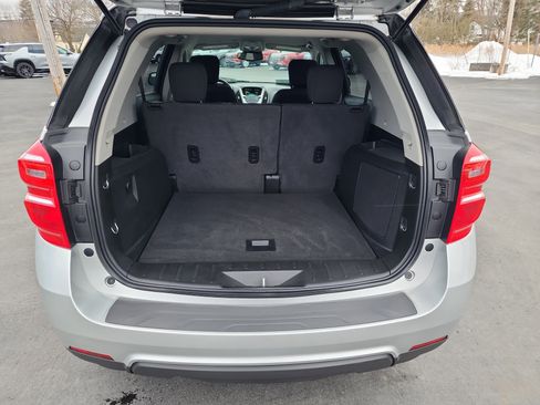 Used 2017 Chevrolet Equinox LT w/ Convenience Package image 27