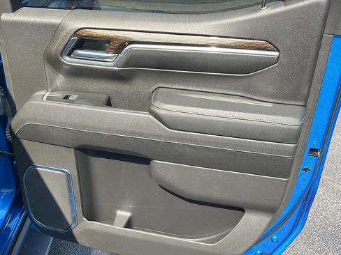 Used 2023 GMC Sierra 1500 Elevation image 25