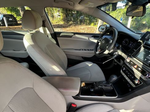 Used 2019 Hyundai Sonata SE image 45