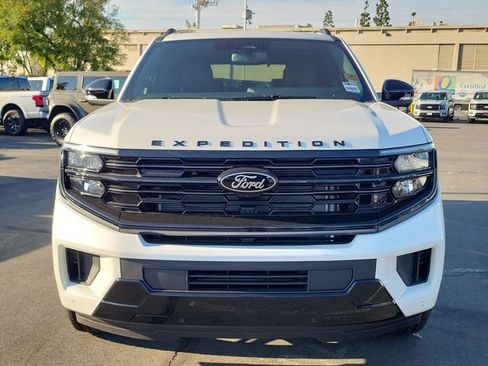 New 2026 Ford Expedition Platinum w/ Stealth Appearance Package image 25
