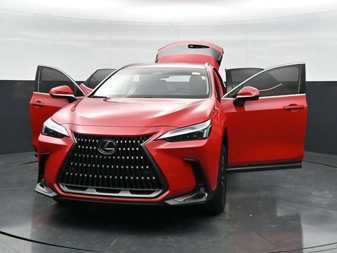 Used 2025 Lexus NX 250 FWD w/ Towing Package (2000 Lbs) image 45