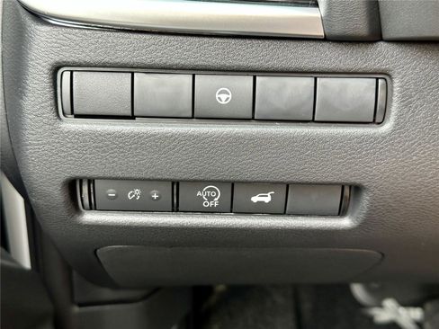 New 2026 Nissan Rogue SV AWD/4WD image 22