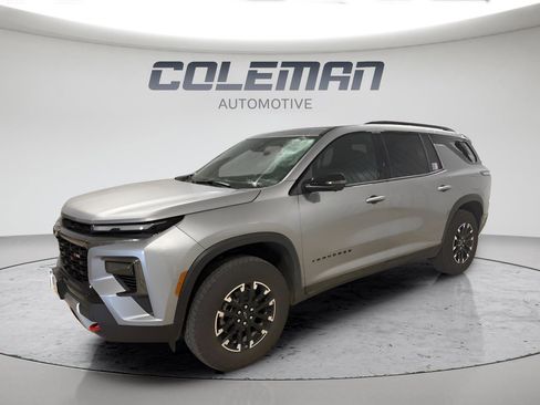Used 2026 Chevrolet Traverse Z71 w/ Driver Confidence Package AWD/4WD image 1