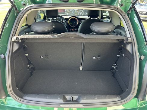 Used 2020 MINI Cooper 2-Door Hardtop image 11