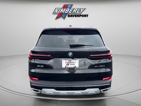 New 2026 BMW X5 xDrive50e image 4