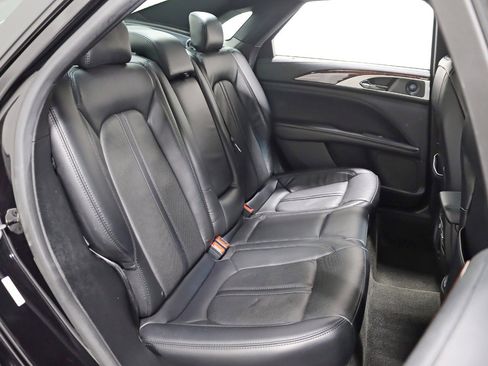 Used 2020 Lincoln MKZ Reserve w/ Monochromatic Package image 28