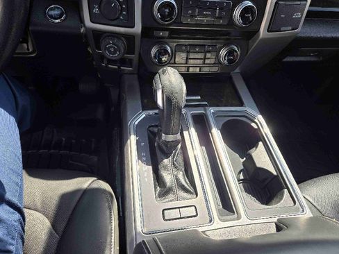 Used 2016 Ford F150 Platinum w/ Equipment Group 701A Luxury image 16