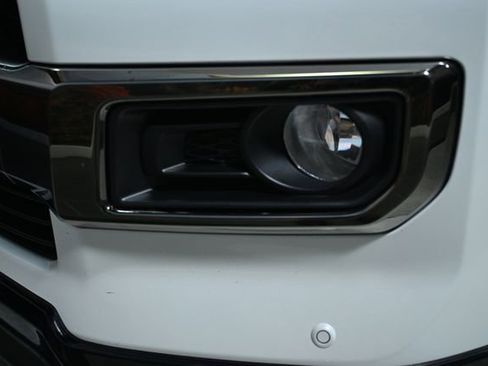 Used 2020 Toyota 4Runner Nightshade image 17