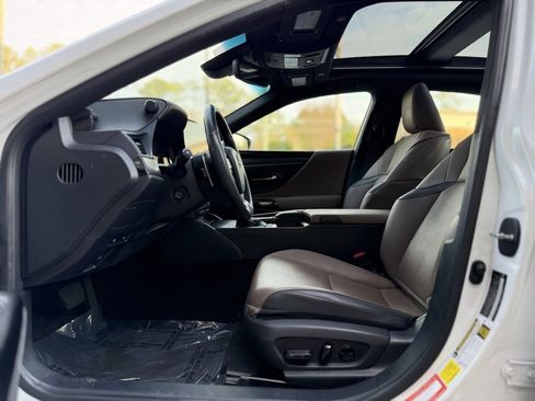 Used 2022 Lexus ES 350 w/ Premium Package image 25