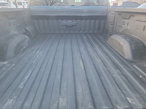 Used 2024 Chevrolet Silverado 2500 LT w/ Convenience Package image 7