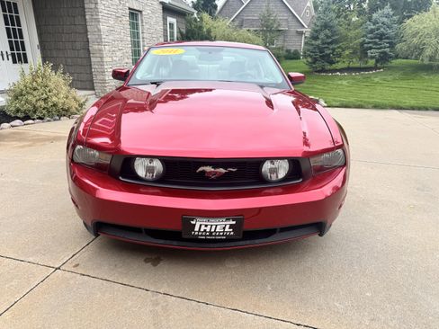 Used 2011 Ford Mustang GT Premium RWD image 11