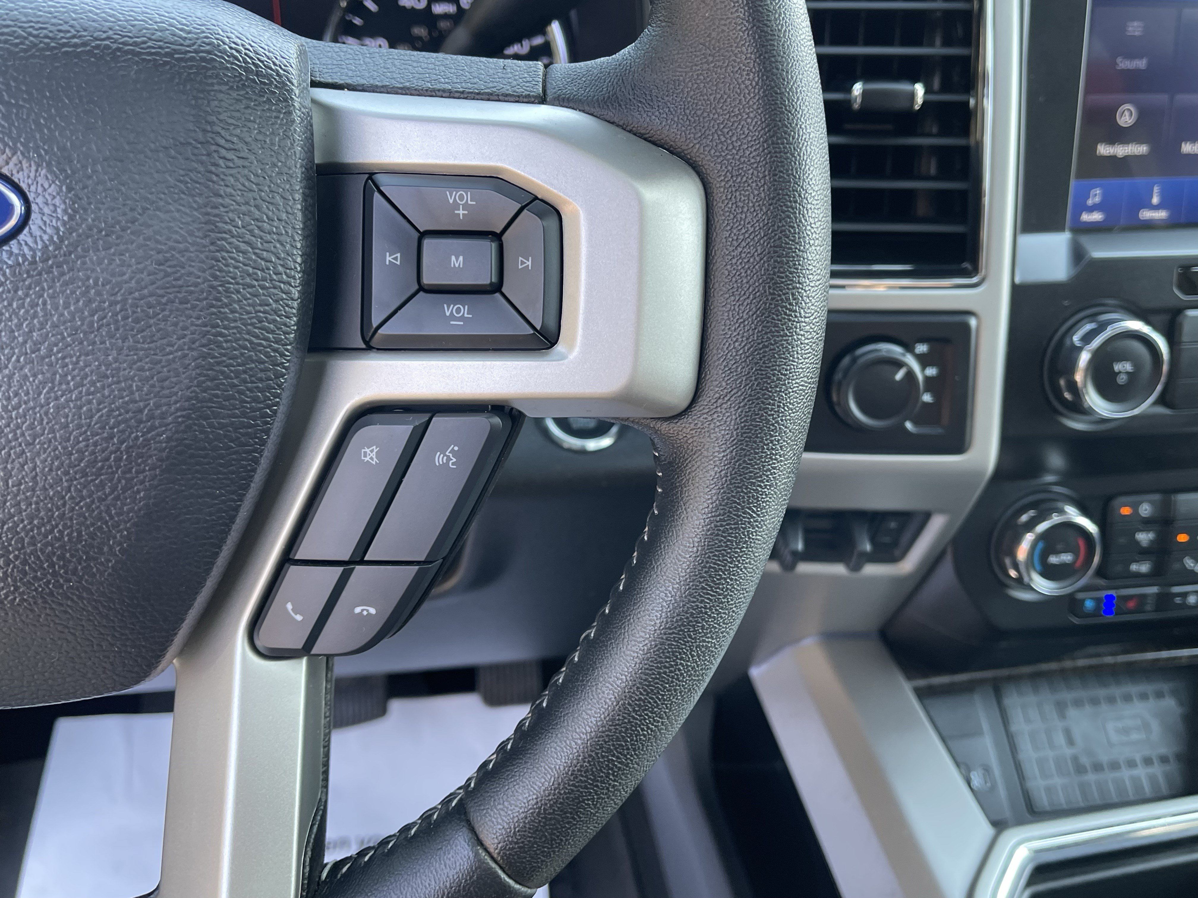 Used 2021 Ford F350 Lariat w/ Lariat Ultimate Package AWD/4WD image 23