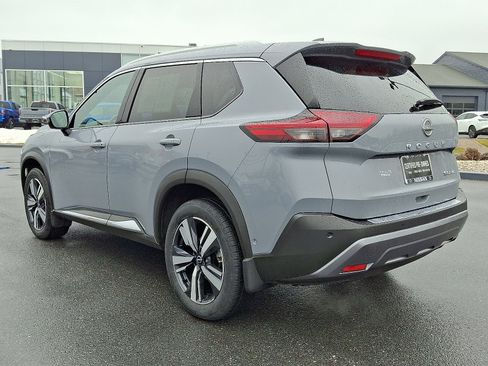 Certified 2023 Nissan Rogue SL w/ SL Premium Package image 6