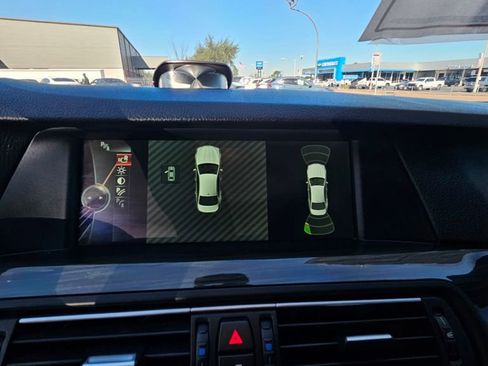 Used 2013 BMW M5 image 20