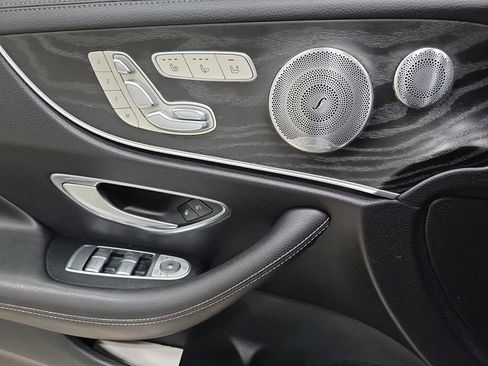 Used 2018 Mercedes-Benz E 400 4MATIC Coupe image 28