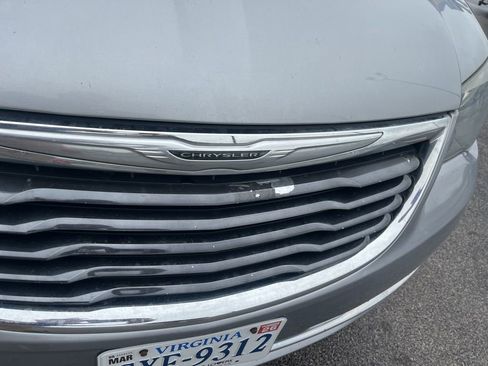 Used 2015 Chrysler Town & Country S w/ Driver Convenience Group image 16