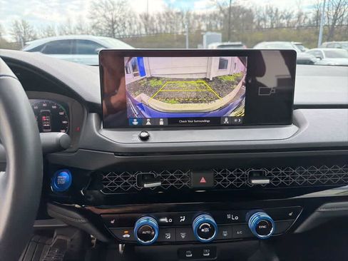 Used 2025 Honda Accord Sport image 4