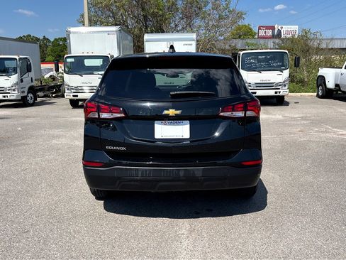 Certified 2024 Chevrolet Equinox LS w/ LS Convenience Package image 20