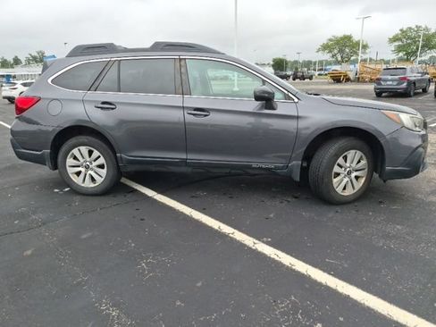 Used 2018 Subaru Outback 2.5i Premium AWD/4WD image 4