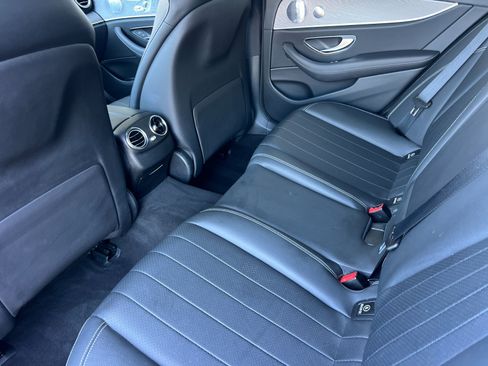 Used 2021 Mercedes-Benz E 450 4MATIC Sedan image 12
