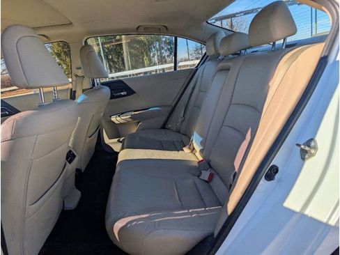 Used 2016 Honda Accord EX-L image 16