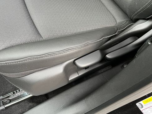 Used 2025 Buick Encore GX Preferred image 23