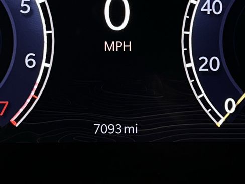 Used 2023 Jeep Grand Cherokee L Laredo image 17