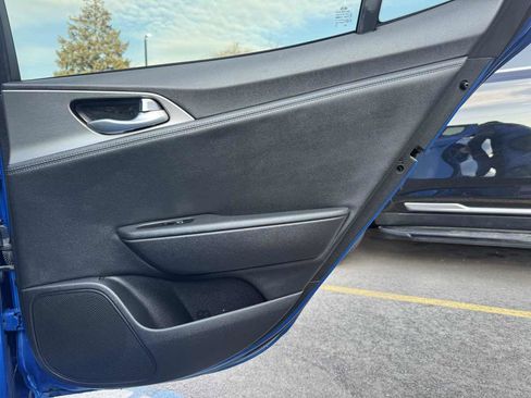 Used 2018 Kia Stinger GT image 37