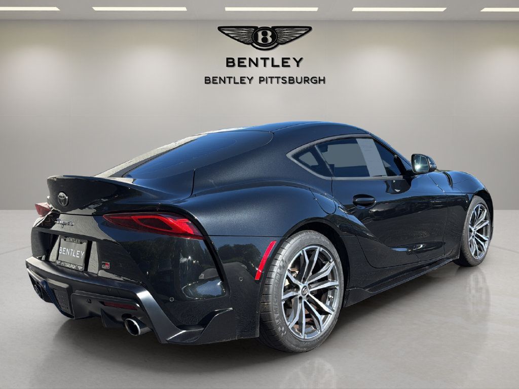 Used 2021 Toyota Supra w/ Safety & Technology Package RWD image 5