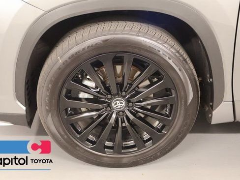 Certified 2026 Toyota Highlander XSE AWD/4WD image 8