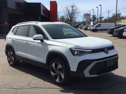 Used 2025 Volkswagen Taos SE