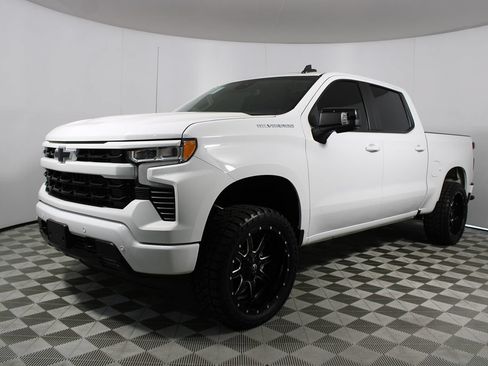 Used 2024 Chevrolet Silverado 1500 RST w/ Convenience Package II RWD image 41