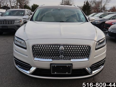 Used 2020 Lincoln Nautilus Reserve w/ Equipment Group 202A image 2