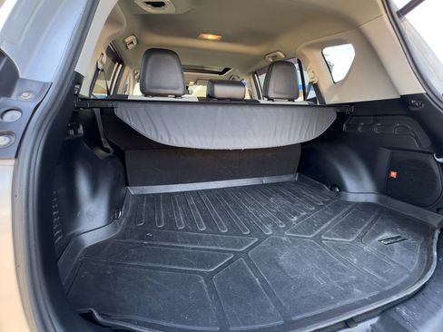 Used 2018 Toyota RAV4 Limited image 27