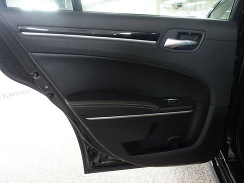 Used 2019 Chrysler 300 S w/ S Model Appearance Package image 18