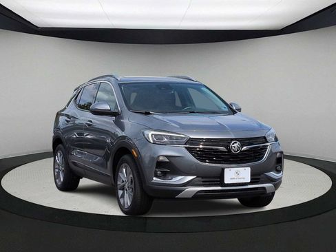 Used 2022 Buick Encore GX Essence w/ Experience Buick Package AWD/4WD image 2