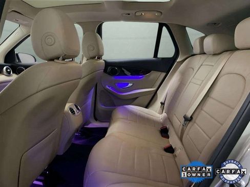 Used 2021 Mercedes-Benz GLC 300 image 19
