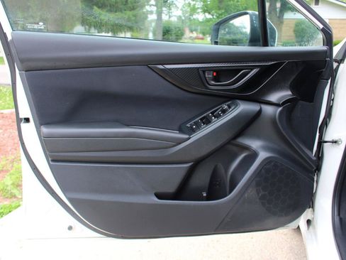 Used 2017 Subaru Impreza 2.0i Premium AWD/4WD image 12