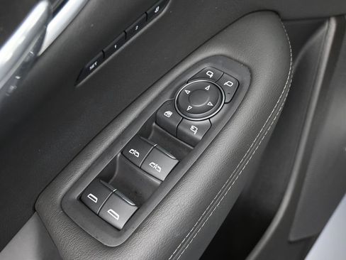 Used 2024 Cadillac XT6 Luxury image 18