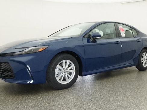 New 2026 Toyota Camry LE FWD image 17
